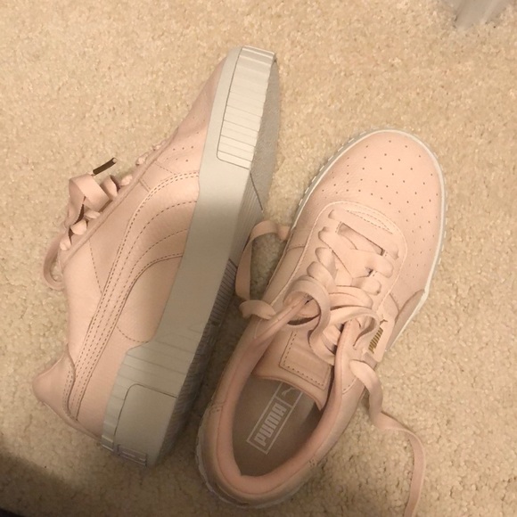 puma light pink sneakers